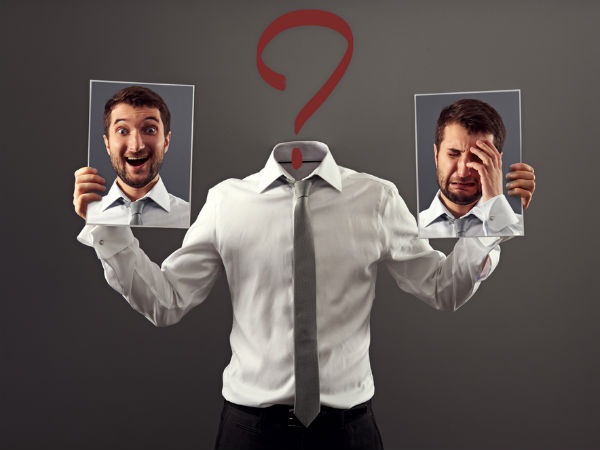 ನಕಾರಾತ್ಮಕ ಆಲೋಚನೆಗಳನ್ನು ಪ್ರಶ್ನಿಸಿ