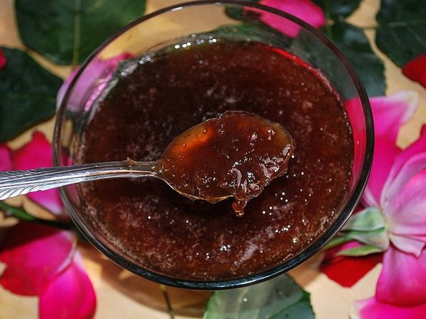 ಗುಲ್ಕಂಡ್ ಬಳಕೆ: