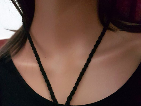 ಆರ್ಥಿಕ ಲಾಭಕ್ಕಾಗಿ ಈ ದಿನ ಕಪ್ಪು ದಾರವನ್ನು ಕಟ್ಟಿಕೊಳ್ಳಿ: