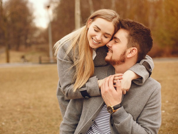 1. ನಿದ್ದೆ ಬಂದಾಗ ಬೆಡ್ ಶೀಟ್ ಹೊದಿಸುವುದು: