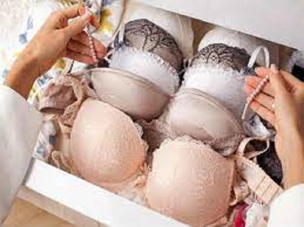 ನಿಮ್ಮ ಬ್ರಾ ತುಂಬಾ ಬಿಗಿಯಾಗಿದೆ ಎಂದು ತಿಳಿಯುವುದು ಹೇಗೆ?