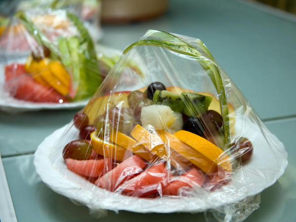 ಕತ್ತರಿಸಿದ ಹಣ್ಣುಗಳನ್ನು ಎಂದಿಗೂ ಹೊರಗೆ ಇಡಬೇಡಿ: