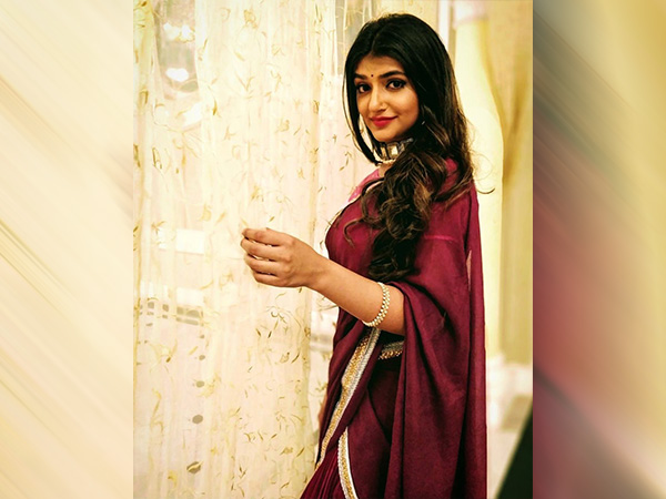 ಫ್ಯಾನ್ಸಿ ಸೀರೆಯಲ್ಲಿ ಶ್ರೀಲೀಲಾ ಲುಕ್