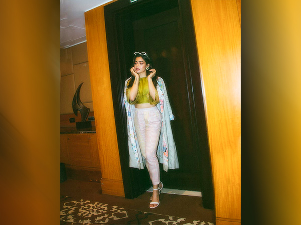 ಡ್ರೆಸ್ಸಿಂಗ್ ತಕ್ಕ ಮ್ಯಾಚಿಂಗ್‌