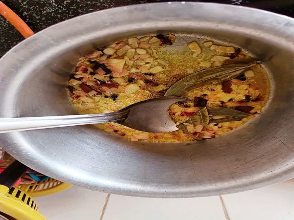 Hitkidbele chicken sambar 