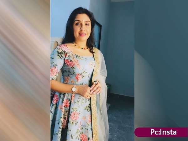 ಸೆಲ್ವಾರ್ನಲ್ಲಿ ಅನುಪ್ರಭಾಕರ್ ಲುಕ್ ಸೆಲ್ವಾರ್ನಲ್ಲಿ ಅನುಪ್ರಭಾಕರ್ ಲುಕ್