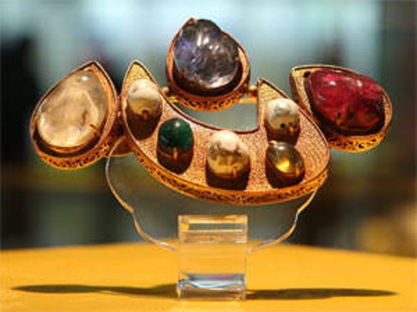 ಓಪಲ್ ರತ್ನವನ್ನು ಹೇಗೆ ಧರಿಸುವುದು?: