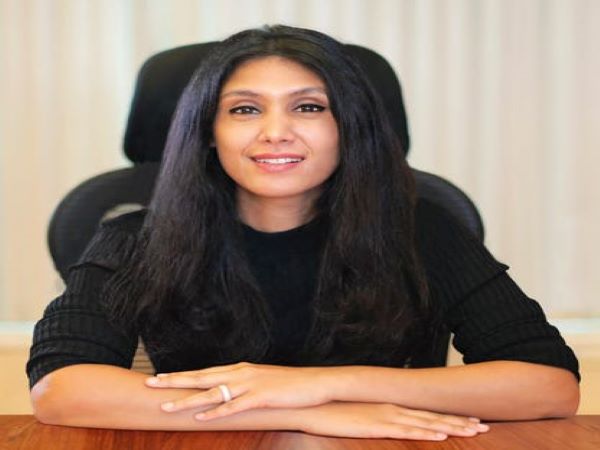 ರೋಶನಿ ನಾಡಾರ್ ಮಲ್ಹೋತ್ರಾ - ಹೆಚ್ಸಿಎಲ್ ಸಿಇಒ ರೋಶನಿ ನಾಡಾರ್ ಮಲ್ಹೋತ್ರಾ - ಹೆಚ್ಸಿಎಲ್ ಸಿಇಒ