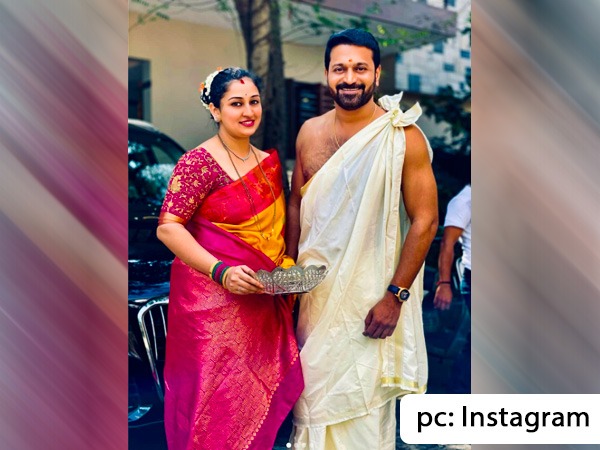 ಸೀರೆ, ತುರುಬು ಹಾಗೂ ಗಾಜಿನ ಬಳೆ