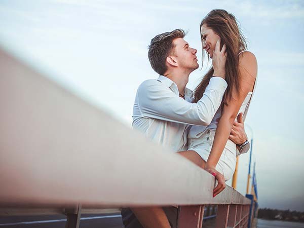 What Does Love Feel Like? 12 Feelings You Get When You’re In Love In Kannada