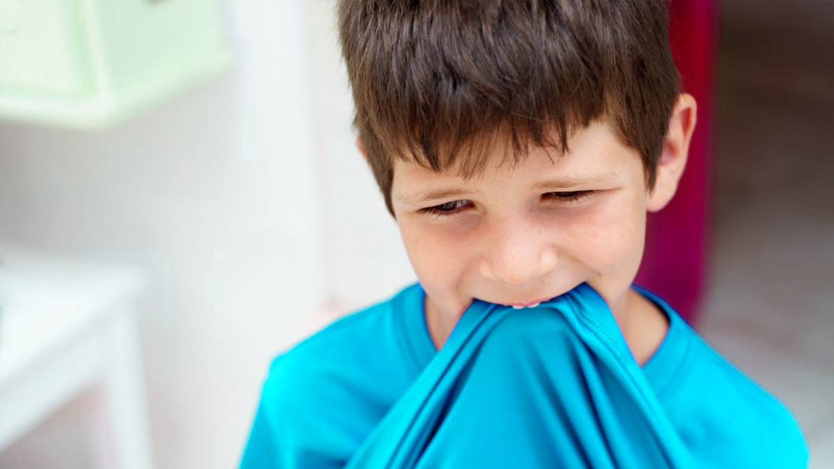 ನಿಮ್ಮ ಮಗುವಿಗೂ ಶರ್ಟ್‌ ಜಗಿಯೋ ಅಭ್ಯಾಸವಿದ್ಯಾ? ಹಾಗಾದ್ರೆ ಈ ಸಮಸ್ಯೆಯಿಂದ