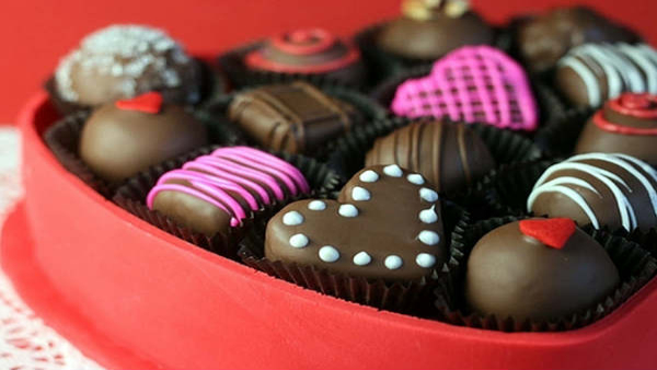 Chocolate Day 2023 : Best Chocolates to melt your lover’s heart in Kannada