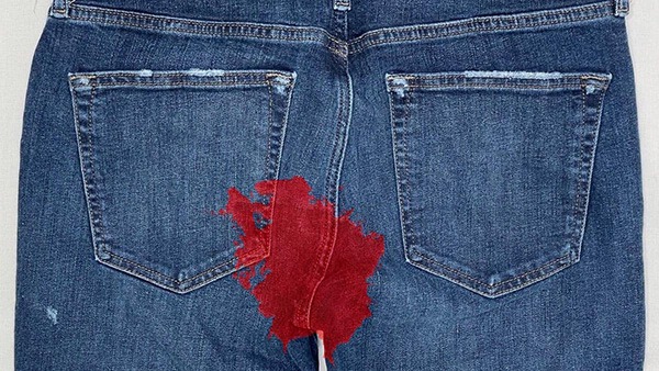 Period leaks in public