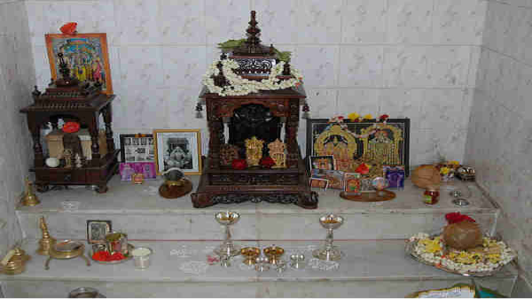 Pooja Room Vastu Tips: Do These Arrangement in Your Pooja Room for Healthy and Wealthy Home in Kannada