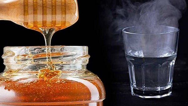 Drinking warm water with honey