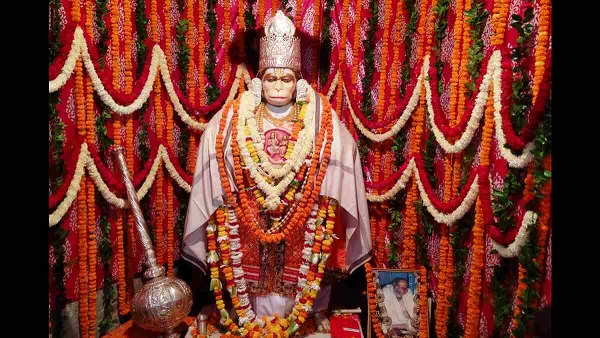 Hanuman Puja On Diwali,