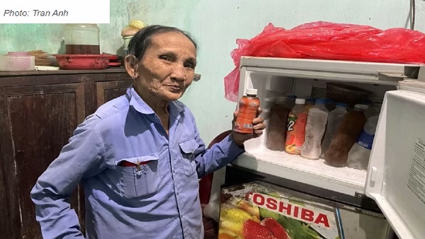 75 year women Lived On Only Water