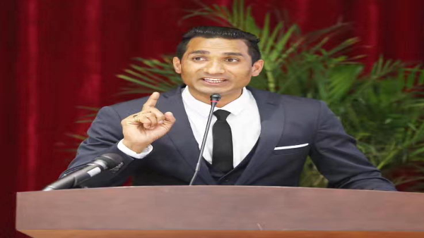 Worked In A Hotel And Became An Actor Worked In A Hotel And Became An Actor