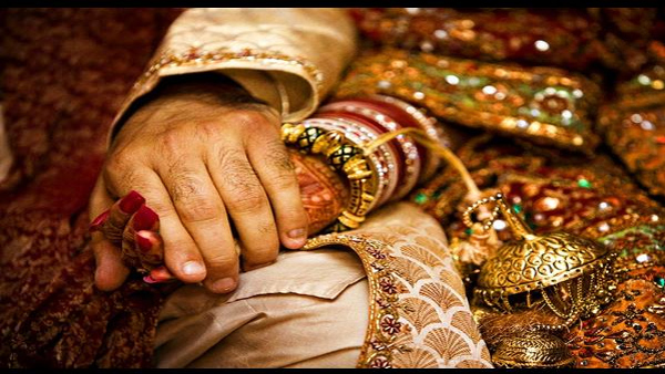 Government Subsidy for Mass Wedding