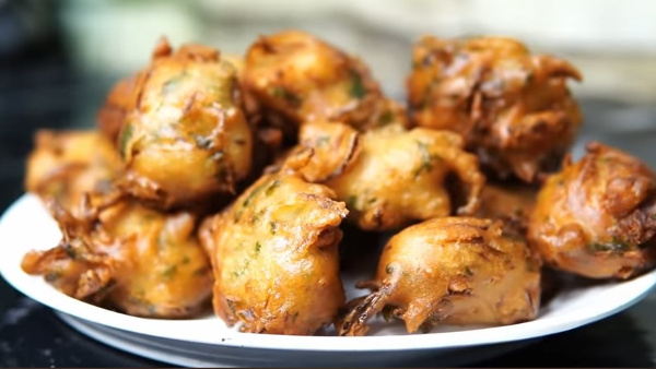 How To Make Onion Bonda