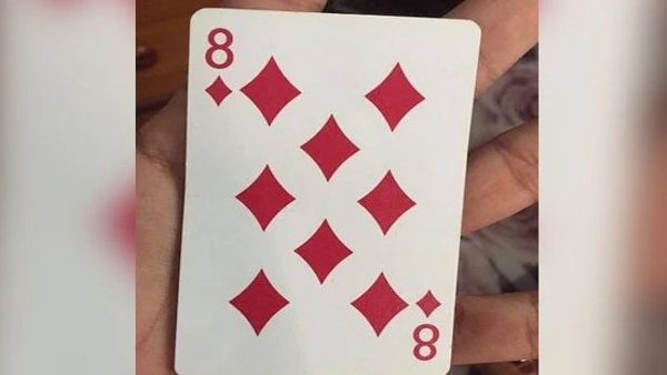 Can You Spot Three 8s In This Diamond Picture Twitter Shocked And Confused