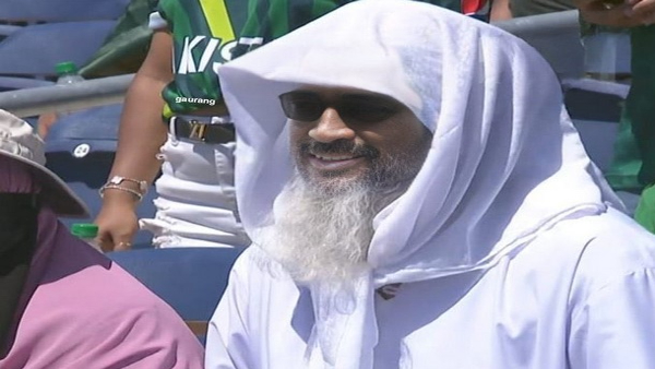 MS Dhoni Lookalike Spotted PAK-USA T20 Match Internet Shock