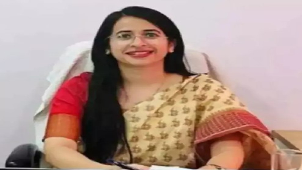 Despite Failing In Class 11 A Young Woman Became DC