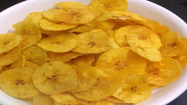 How To Make Crispy Banana Chips Recipe At Home In Kannada