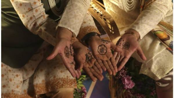 Two Women Who Left Husband And Children Got Married