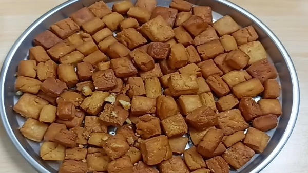 How To Make Wheat Flour Shakarapali Recipe At Home In Kannada