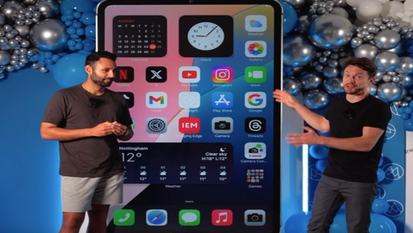 YouTuber Unveils 6-Foot-Tall Giant IPhone Guinness World Record By Youtuber