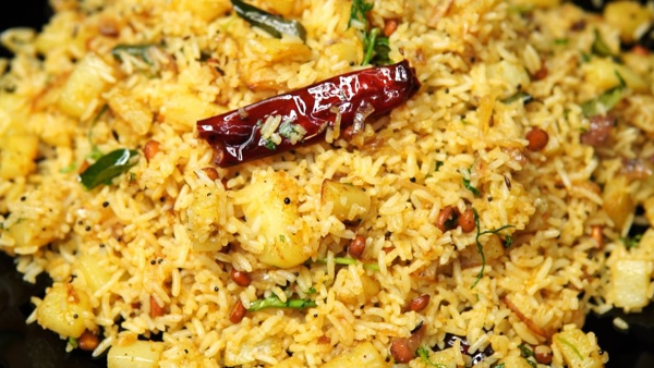 Breakfast Recipe Make Aloo Rice In 10 Minutes Breakfast Recipe Make Aloo Rice In 10 Minutes