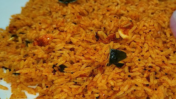 How To Make Bellulli Masala Rice For Breakfast At Home In kannada