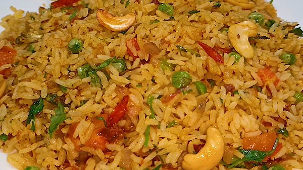 How To Make Maggy Masala Rice At Home For Breakfast