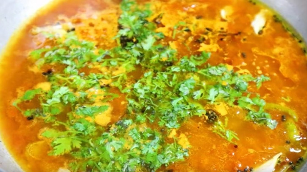 How To Make Tomato Saaru Without Using Dal Recipe At Home