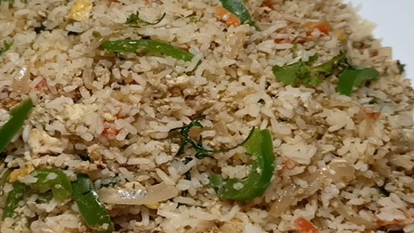 How To Make Egg Fries Rice Within 10 Minutes At Home