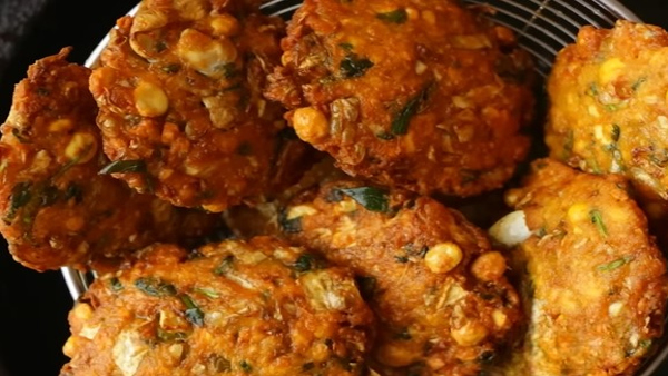 How To Make Cabbage Masala Vada At Home In Kannada