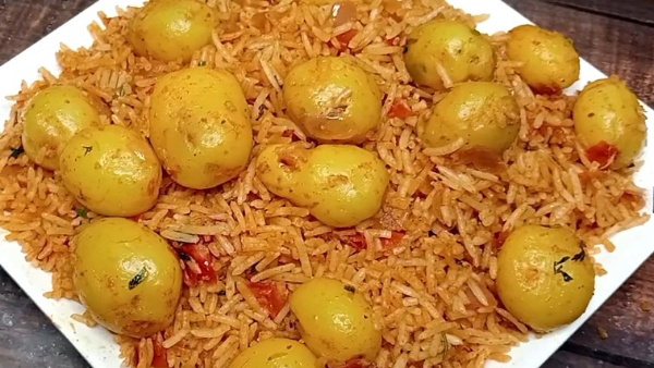 How To Make Baby Potato Biryani At Home In Kannada