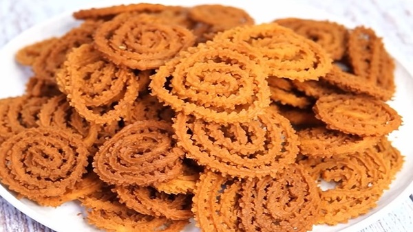 How To Make Chakli Using LeftOver Rice At Home In Kannada