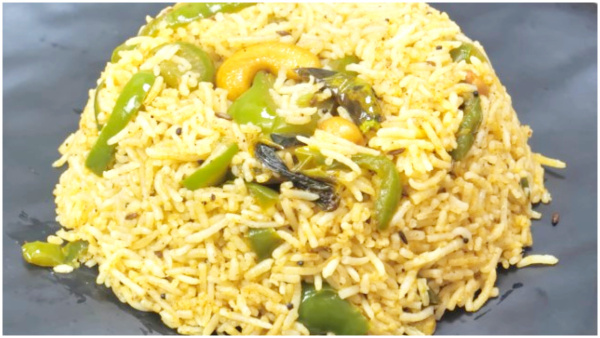 How To Make Capsicum Rice For Breakfast Within 5 Minutes