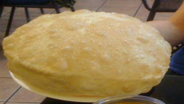 How To Make Daba Style Chole Bhature At Home In Kannada