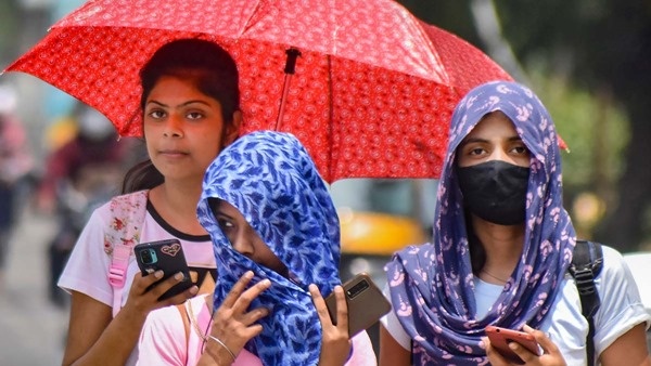 Weather Alert Heavy Rainfall Expected As Temperatures Rise IMD Issues Yellow Warning
