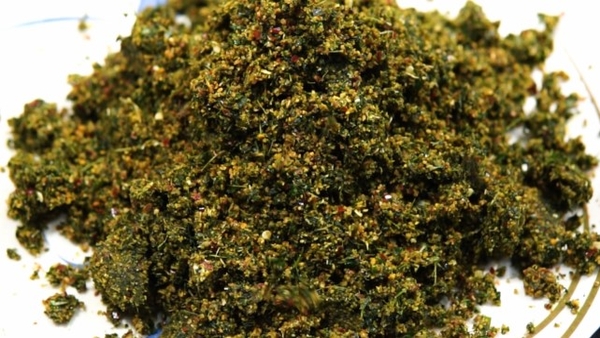 How To Make Moringa Leaves Chutney For Breakfast At Home In Kannada