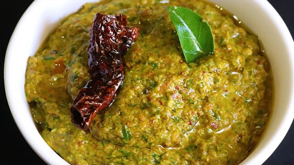 Mentya Oggarane Chutney For Lunch At Home In Kannad