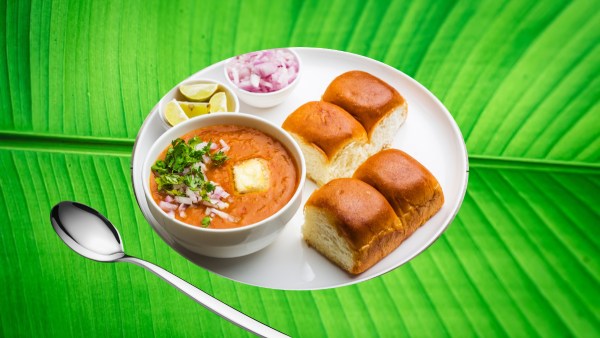 Mumbai style street Pav Bhaji