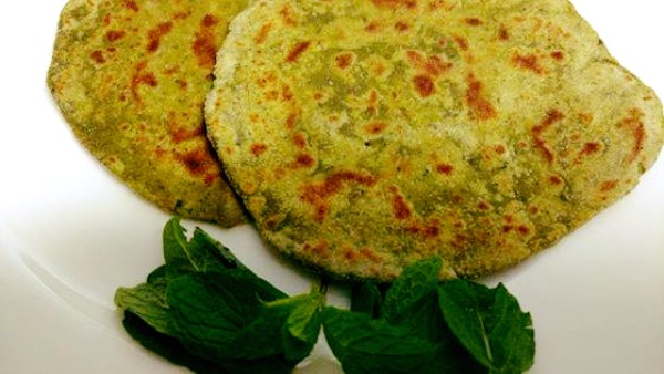 Fresh Mint Paratha