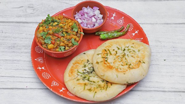 Delhi street style Matar Kulcha