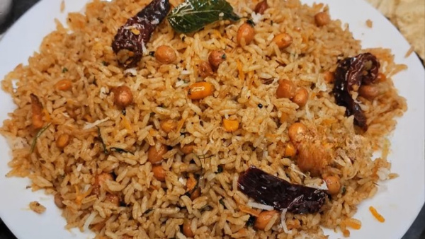 How To Make Karavali Special Poliyogare At Home In Kannada