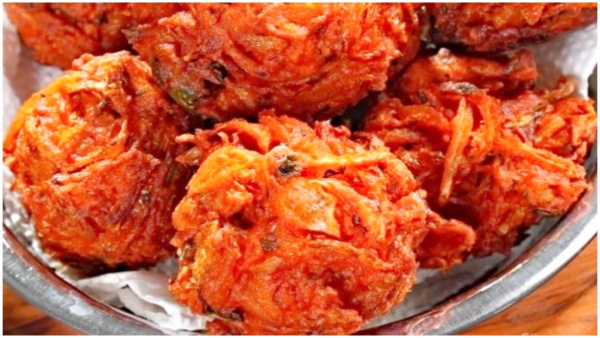 How To Make Crispy Onion Bajji At Home In Kannada