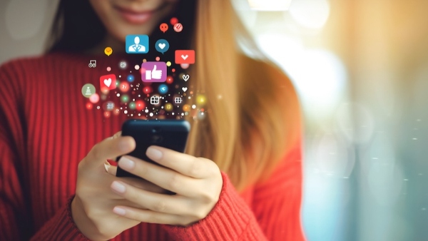 Social Media Scrolling